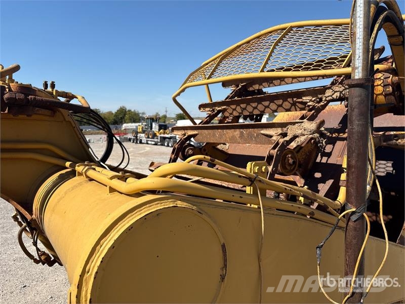 CAT 613C Motor Scraper كاشطات