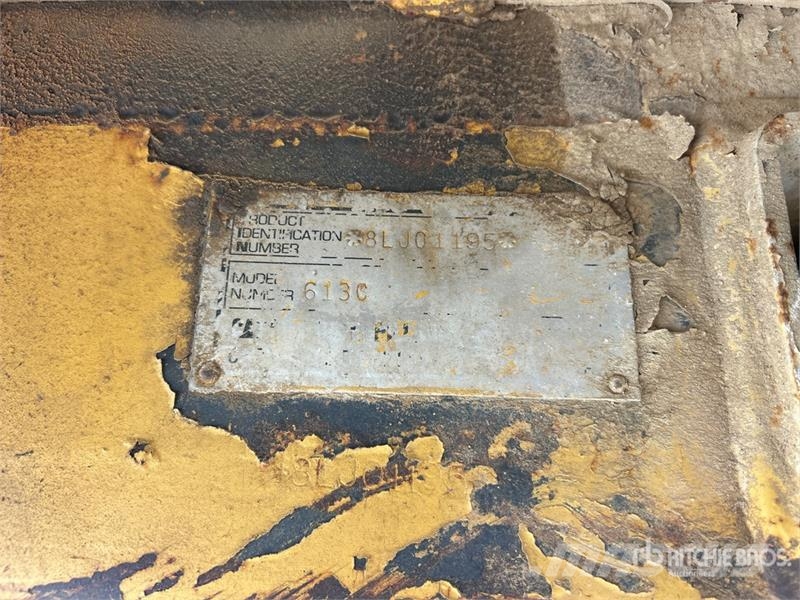 CAT 613C Motor Scraper Scrapers