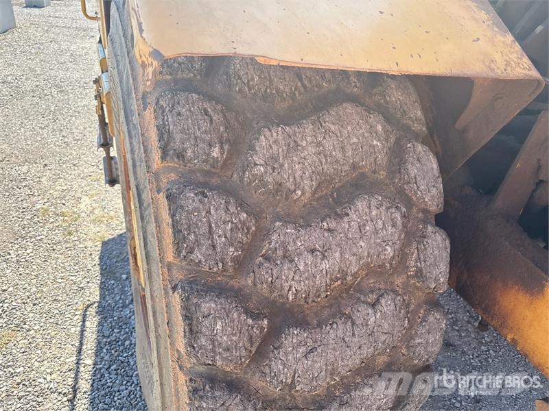CAT 613C Motor Scraper كاشطات