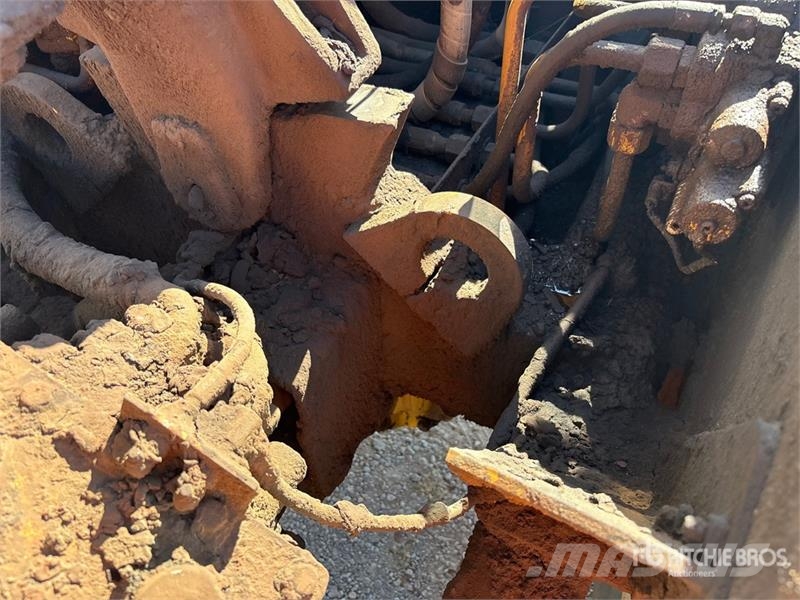 CAT 613C Motor Scraper كاشطات