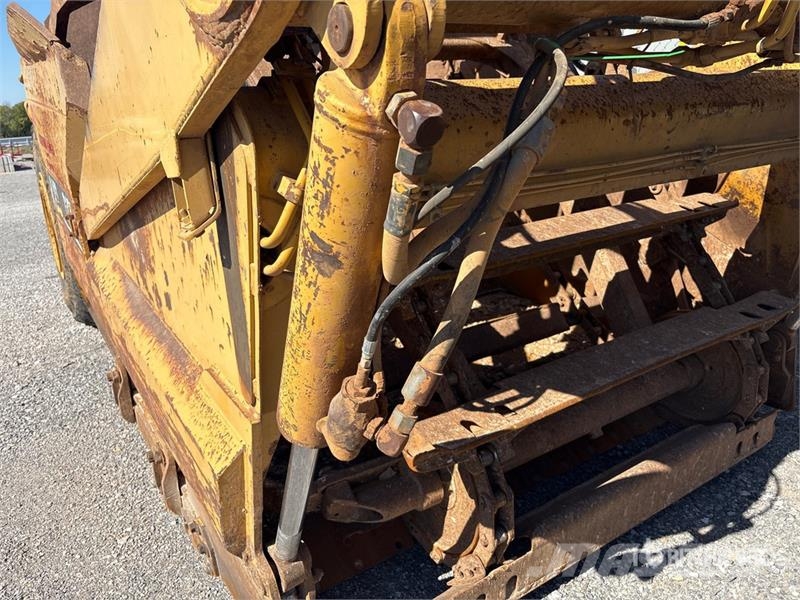 CAT 613C Motor Scraper كاشطات