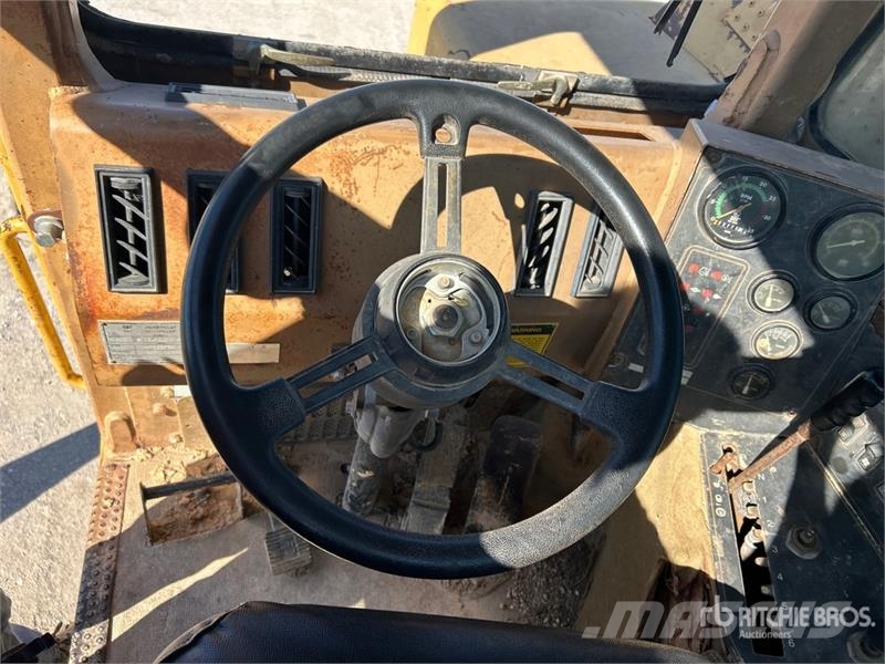 CAT 613C Motor Scraper Scrapers