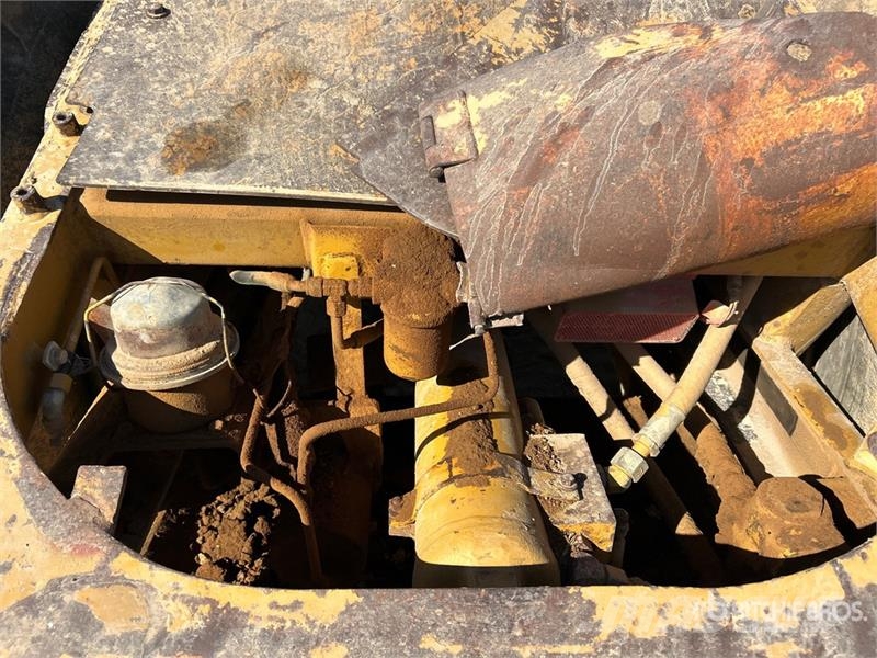 CAT 613C Motor Scraper Scrapers