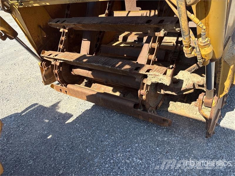 CAT 613C Motor Scraper كاشطات