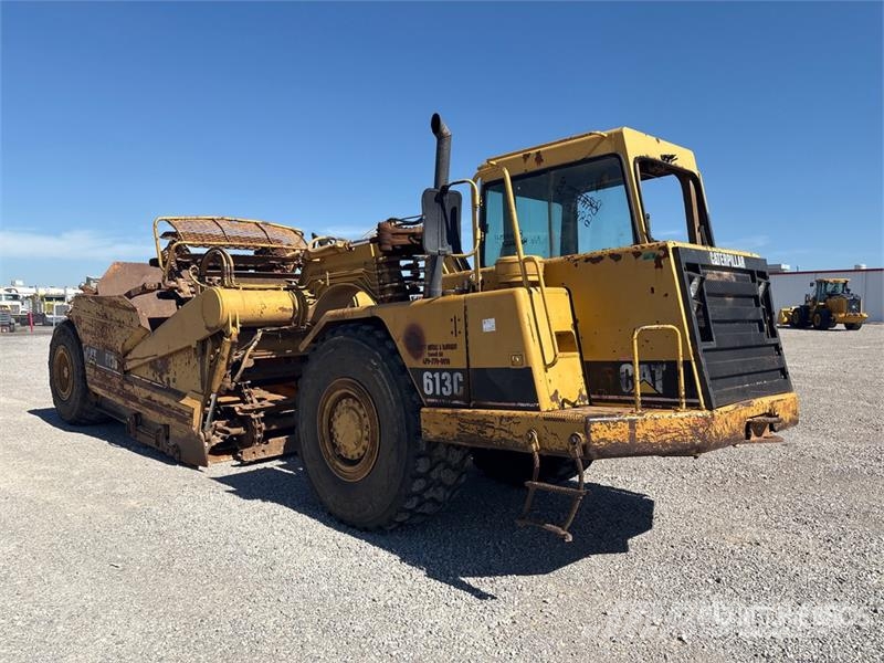 CAT 613C Motor Scraper كاشطات