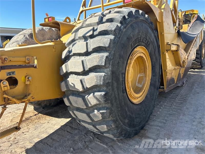 CAT 621G Veiskrape