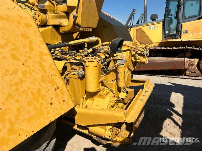 CAT 621G Veiskrape