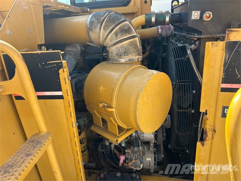 CAT 621G Veiskrape