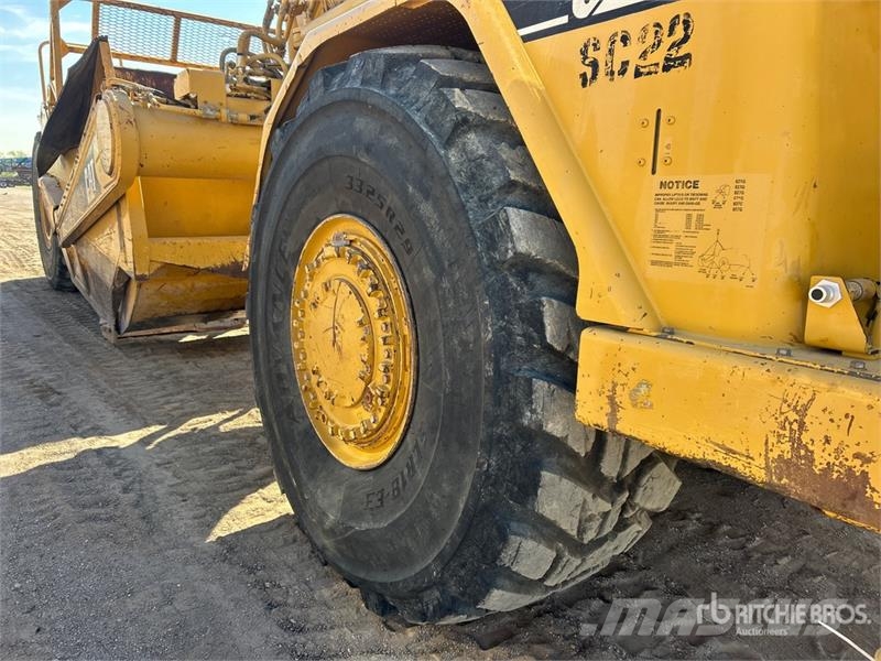 CAT 621G Veiskrape