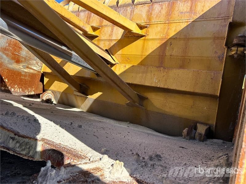 CAT 631C كاشطات