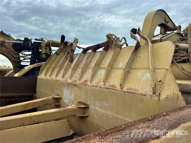 CAT 631C Strgalci
