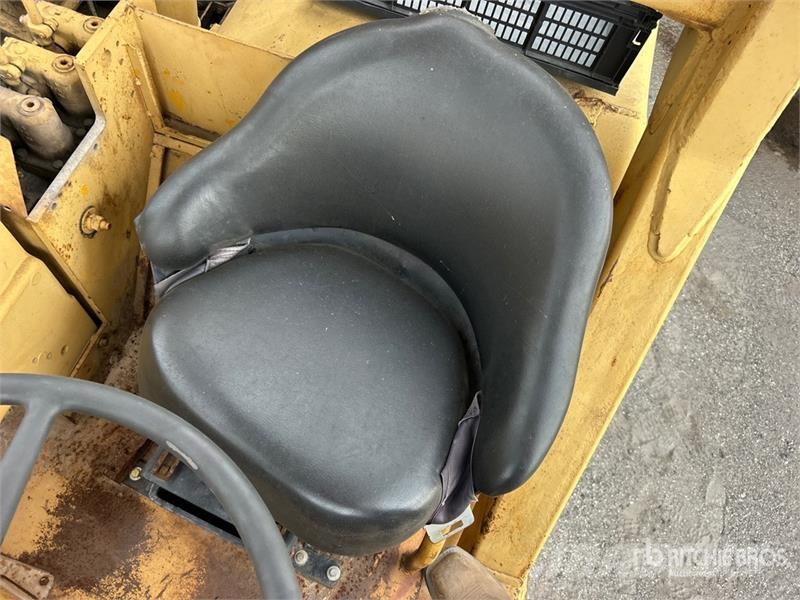CAT 631C Strgalci