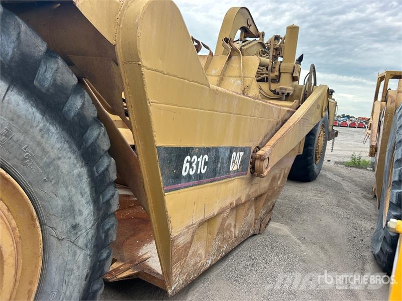 CAT 631C Strgalci