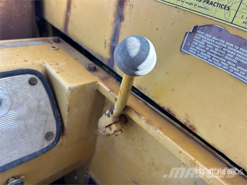 CAT 631C كاشطات