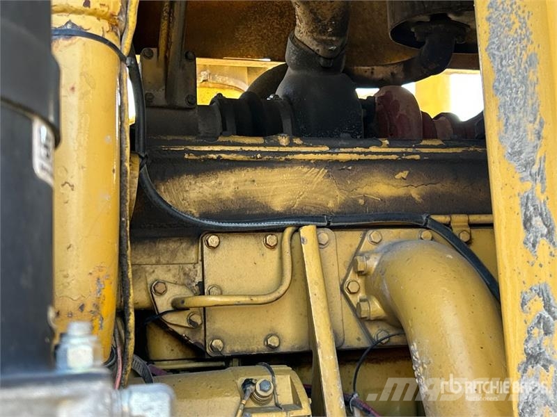 CAT 631C كاشطات