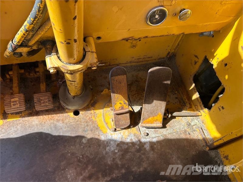 CAT 631C Scrapers