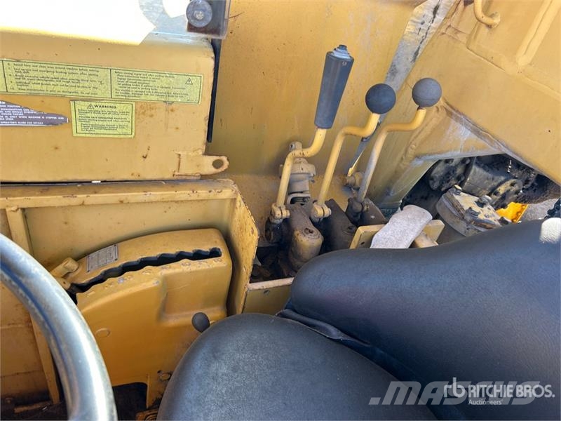CAT 631C كاشطات