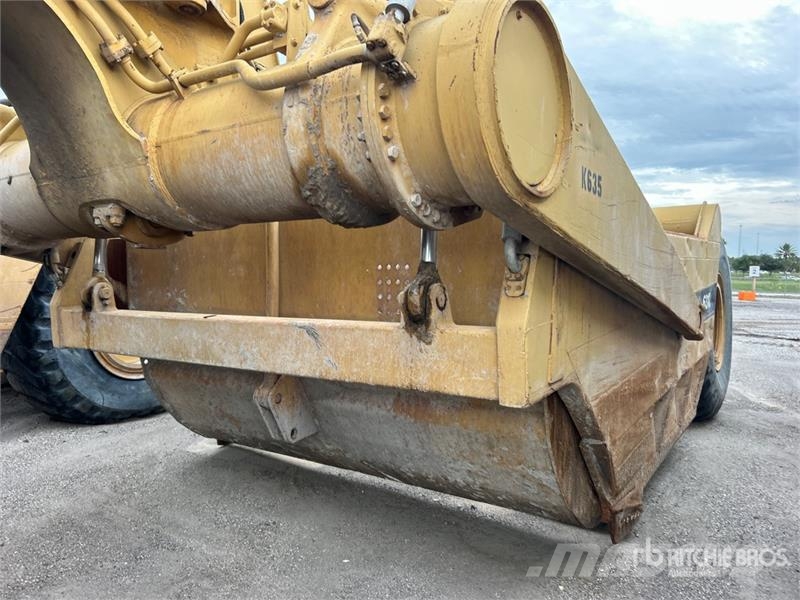 CAT 631C Strgalci
