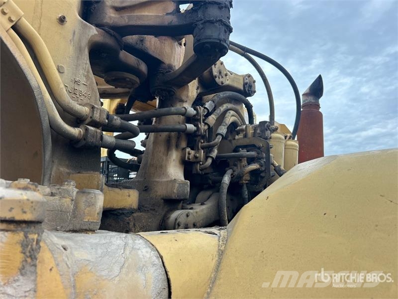 CAT 631C Strgalci