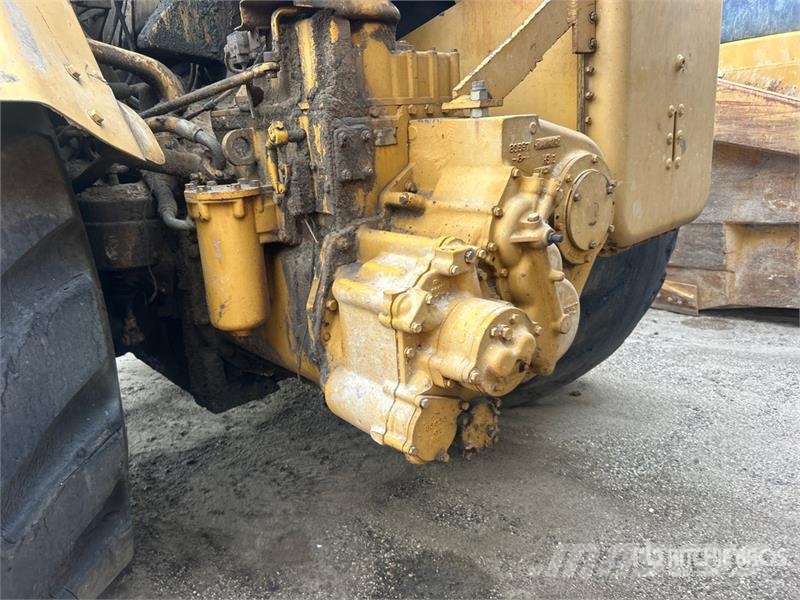 CAT 631C Strgalci