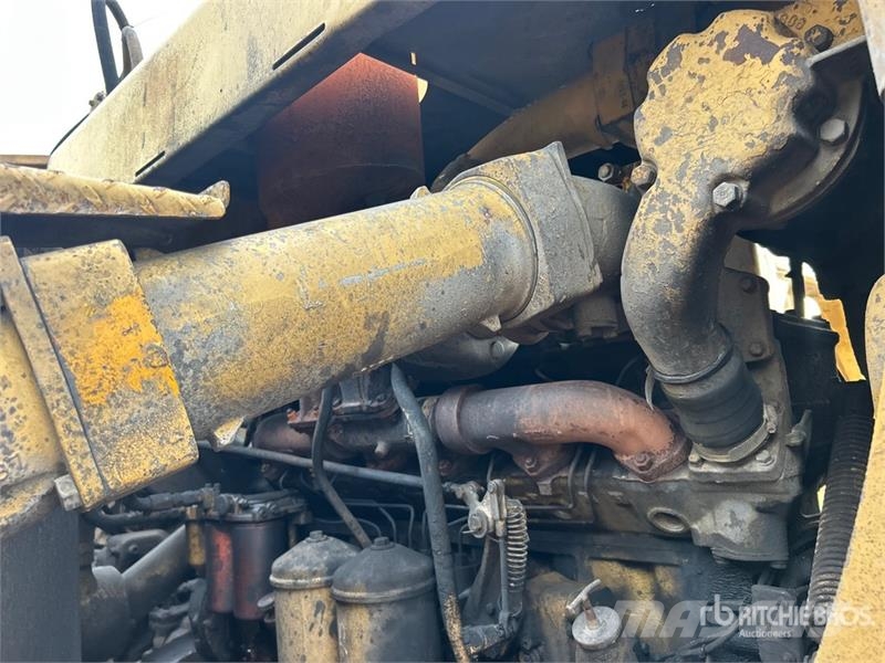 CAT 631C Strgalci