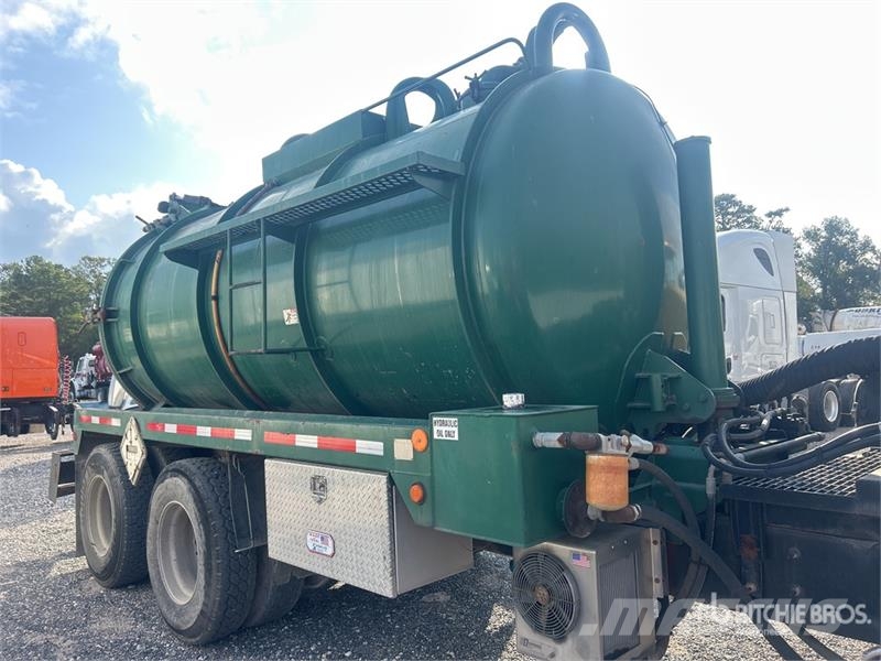 CAT 660S 6x4 Vacuum Tanker Truck コンバイン／バキュームトラック