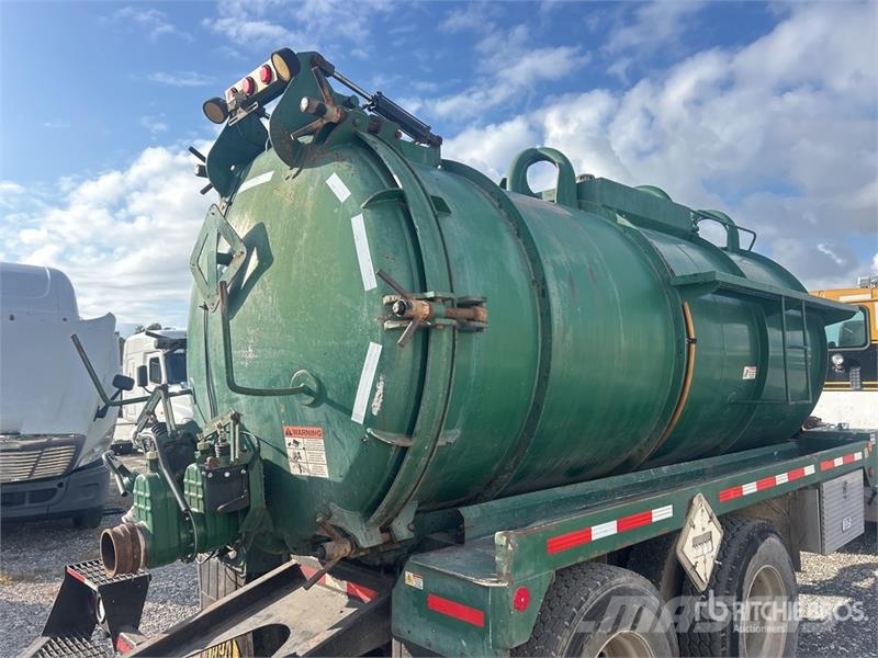CAT 660S 6x4 Vacuum Tanker Truck コンバイン／バキュームトラック