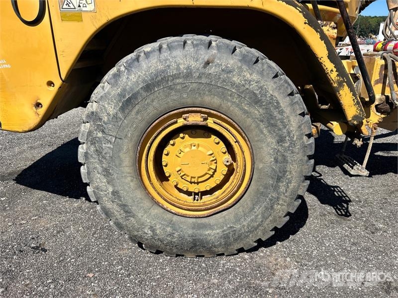 CAT 725 Zglobni demperji