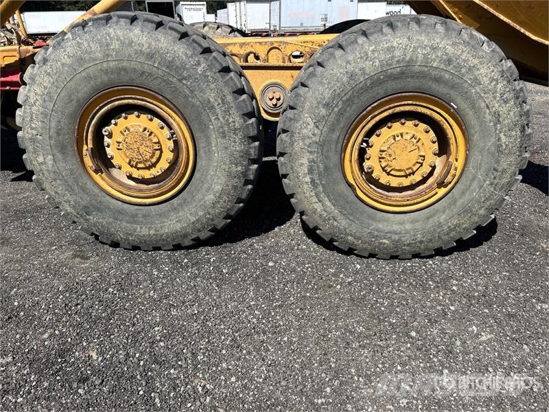CAT 725 Zglobni demperji