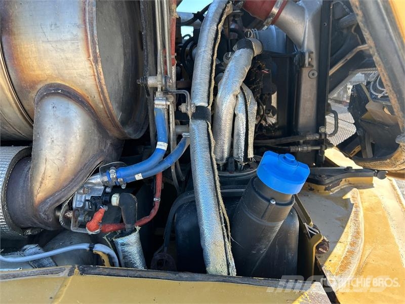 CAT 730C 铰接式自卸车