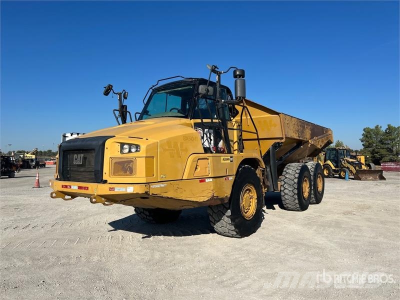 CAT 730C 铰接式自卸车