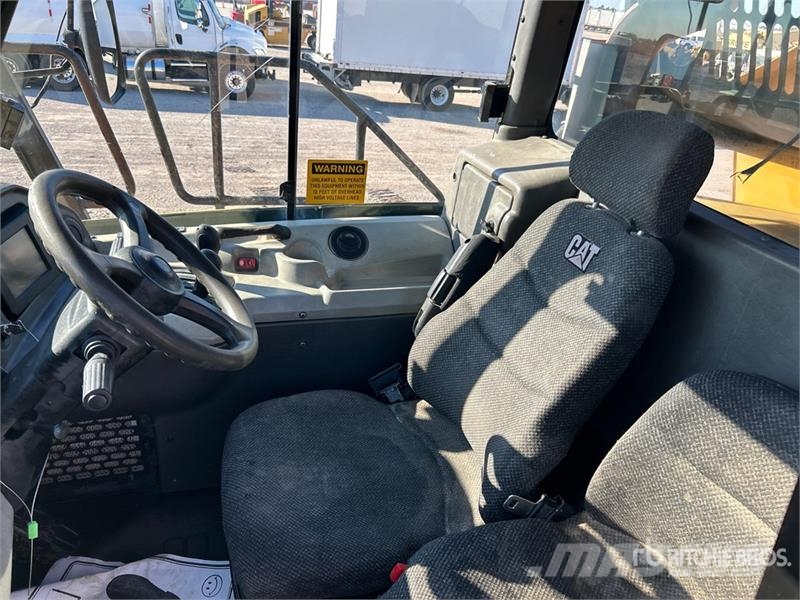 CAT 730C 铰接式自卸车
