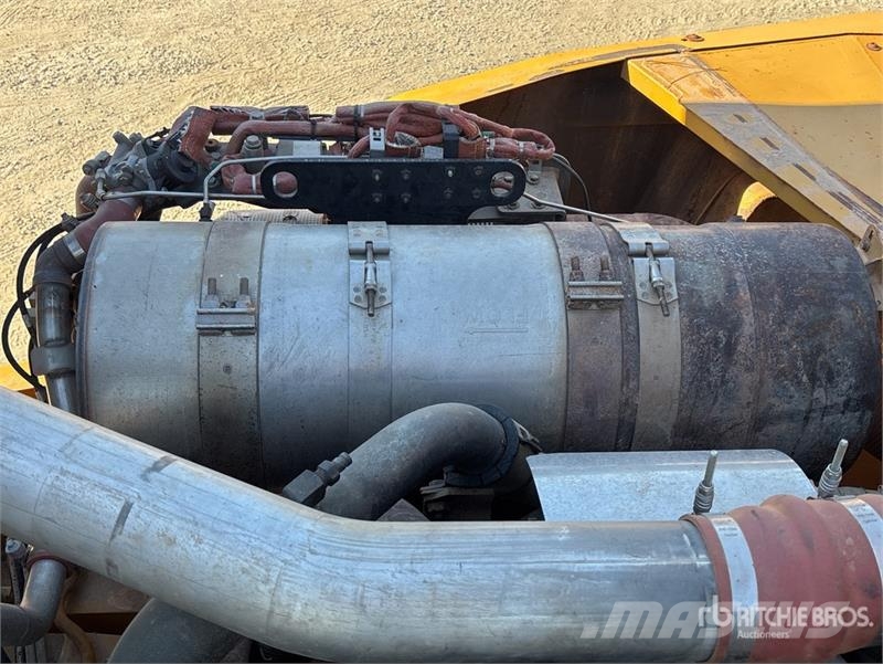 CAT 740B 铰接式自卸车
