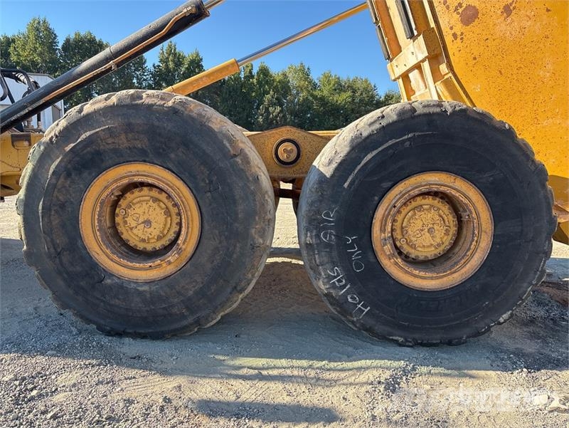 CAT 740B 铰接式自卸车