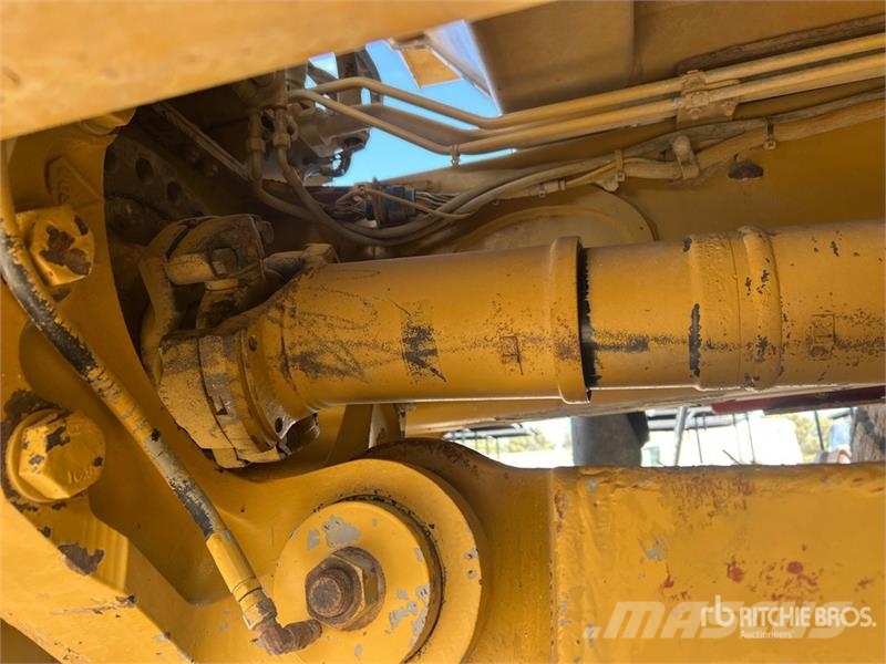 CAT 740B 연결식 홀러