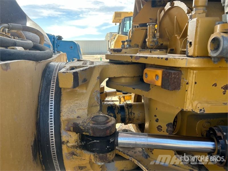 CAT 740B 연결식 홀러