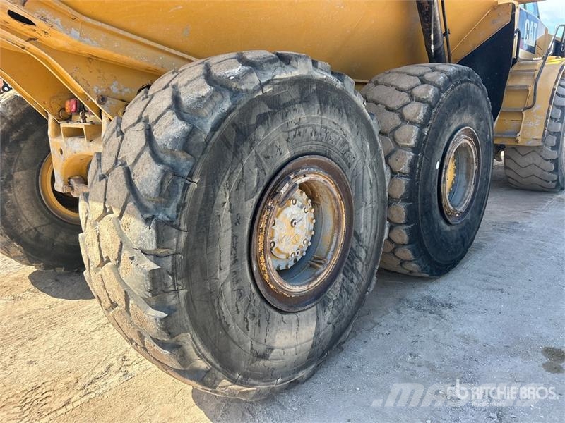 CAT 740B 연결식 홀러