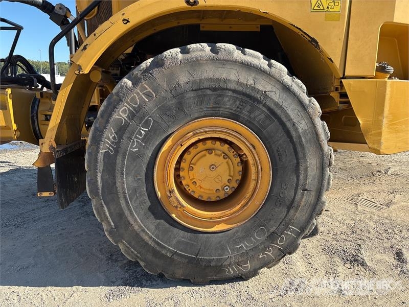 CAT 740B 铰接式自卸车