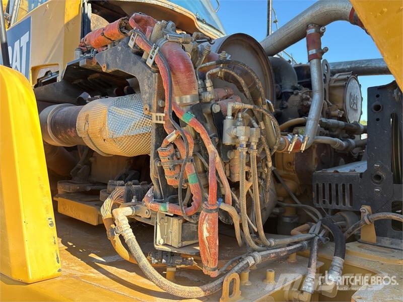 CAT 740B 铰接式自卸车