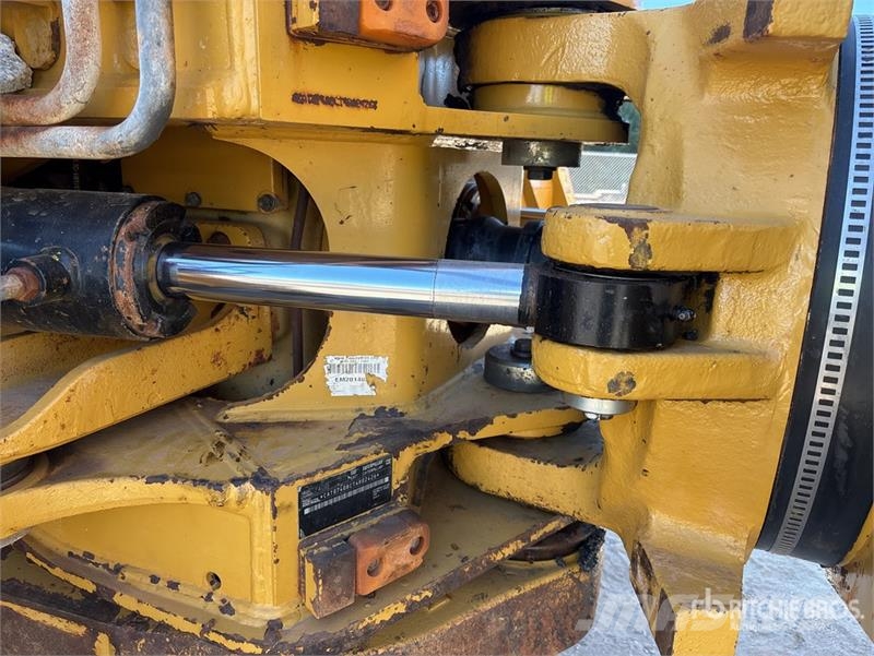 CAT 740B 铰接式自卸车