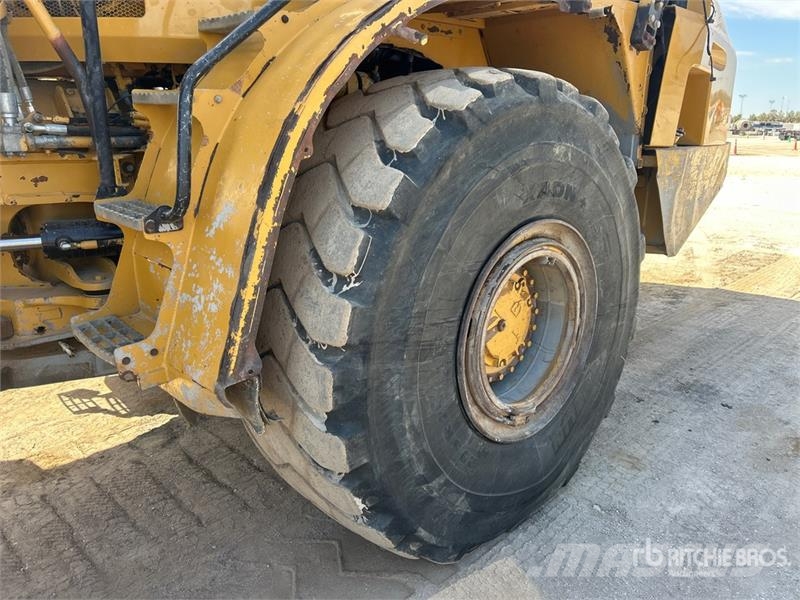 CAT 740B 연결식 홀러