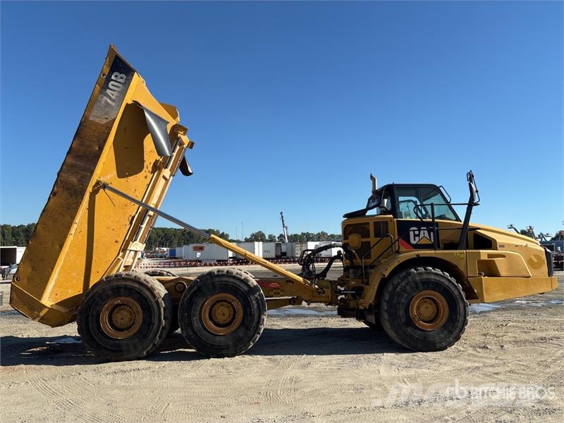 CAT 740B 铰接式自卸车