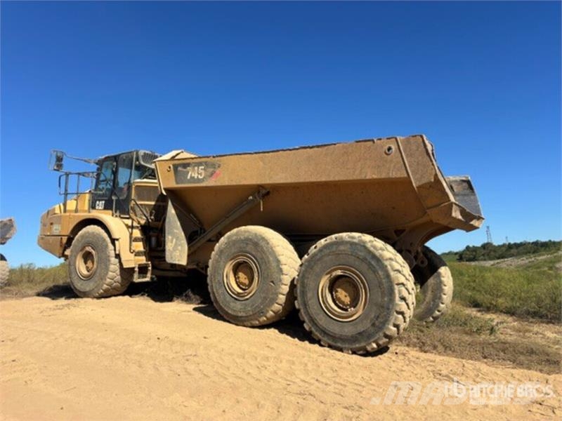 CAT 745 Articulated Dump Truck 铰接式自卸车