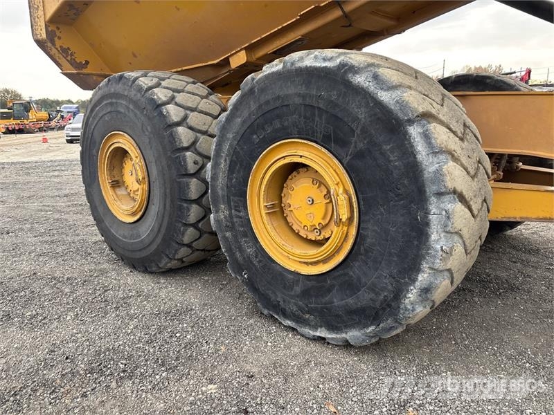CAT 745 Articulated Dump Truck Artikulētie pašizgāzēji