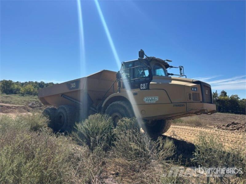 CAT 745 Articulated Dump Truck 铰接式自卸车