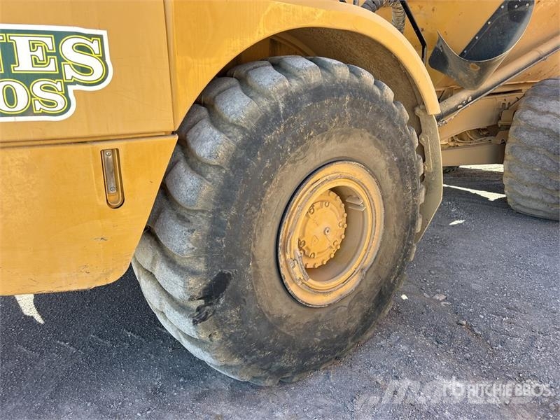 CAT 745 Articulated Dump Truck Csuklósdömperek