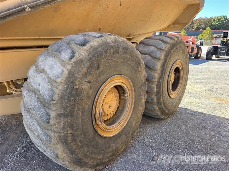 CAT 745 Articulated Dump Truck Csuklósdömperek
