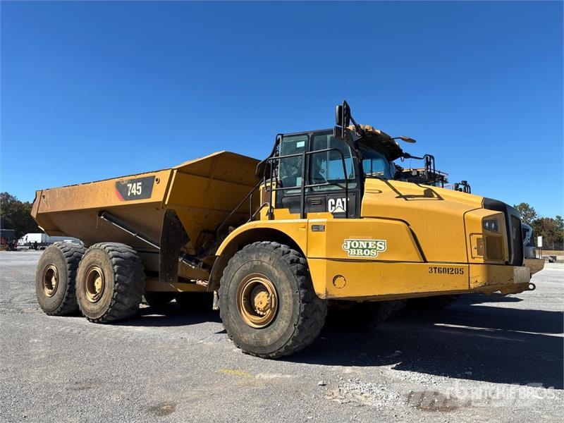 CAT 745 Articulated Dump Truck Dumpers articolati