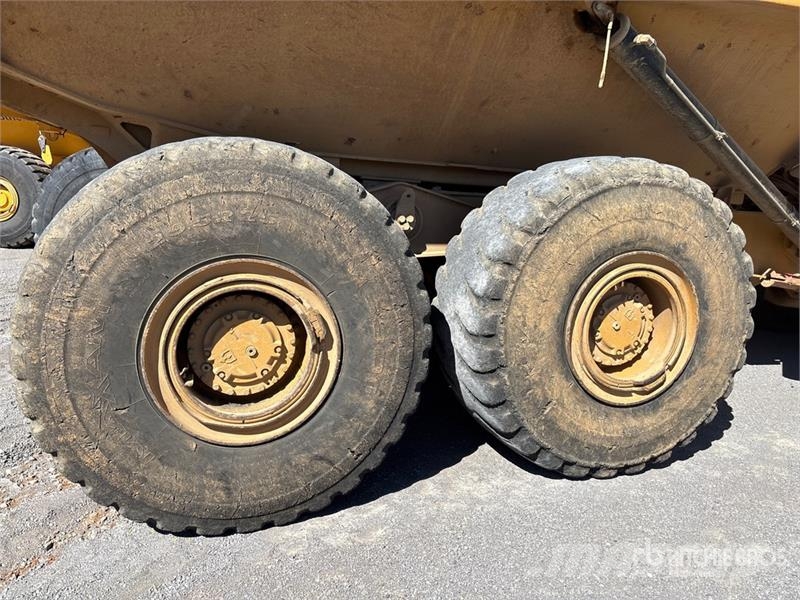 CAT 745 Articulated Dump Truck Dumpers articolati