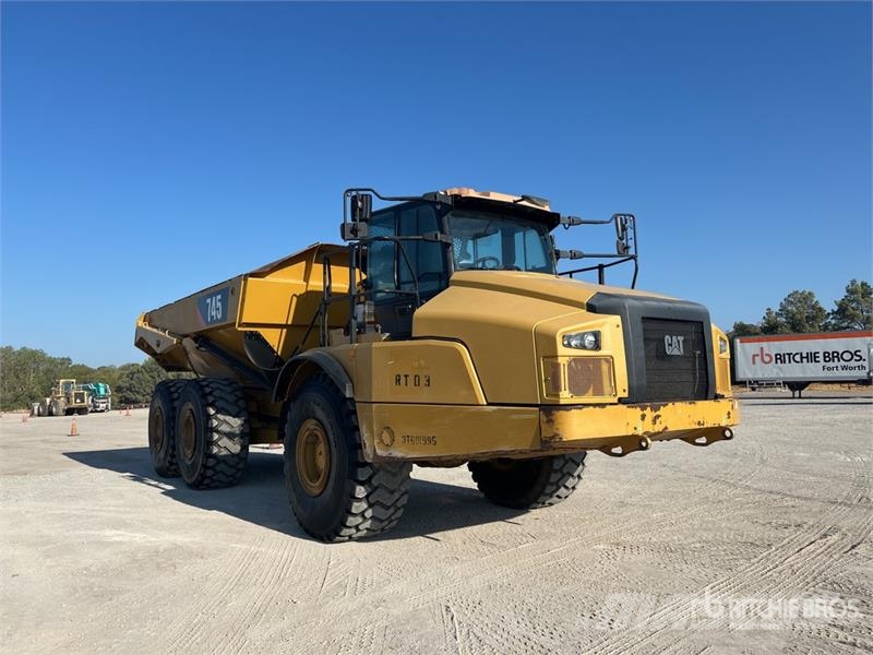 CAT 745 Articulated Dump Truck Kĺbové nákladné autá